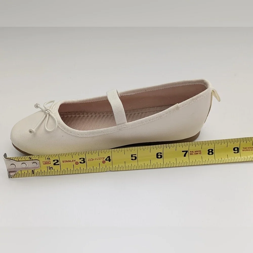 H&M Kids (Size 12-12.5) Off-White/Ivory Mary-Jane/Ballet Flats/Shoes